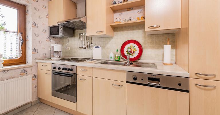 voll ausgestattete Küche